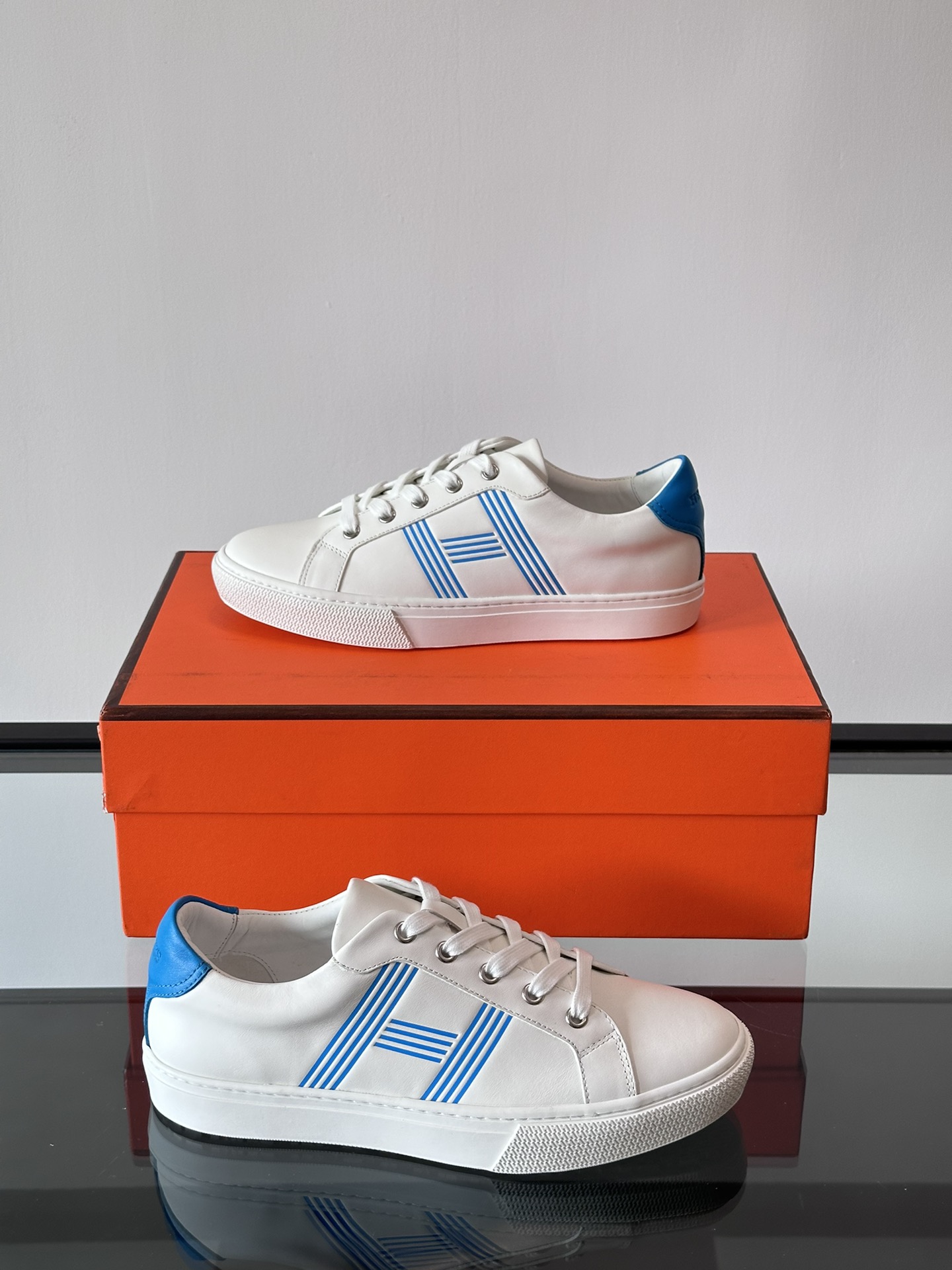 에르메스 Hermes 스니커즈