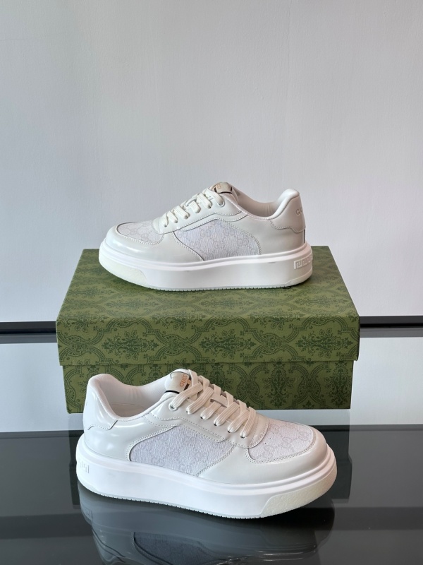 구찌 Gucci 스니커즈