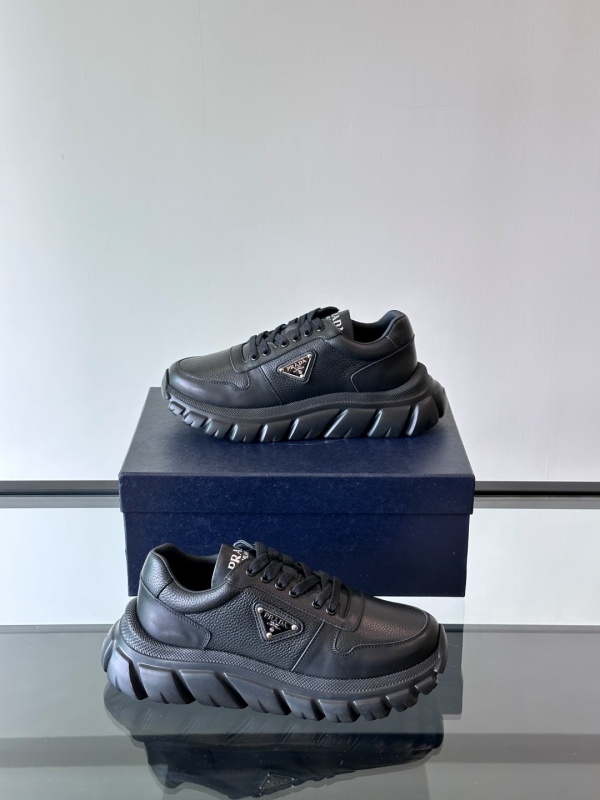 프라다 Prada 스니커즈