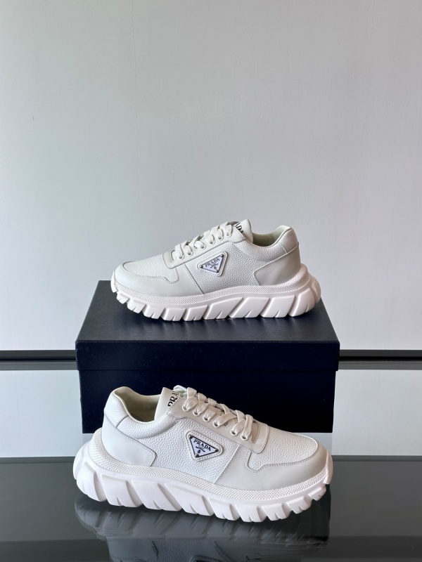 프라다 Prada 스니커즈