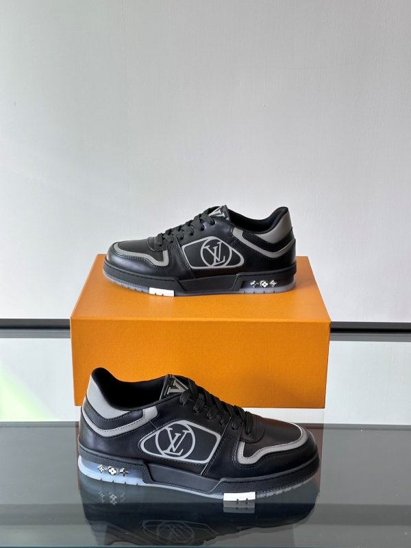 루이비통 LV NEO RUN AWAY 스니커즈