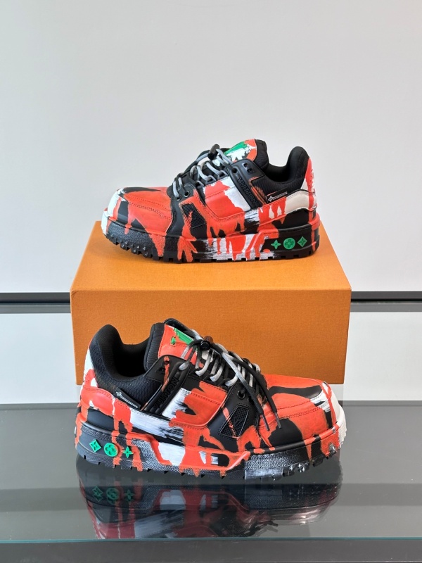 루이비통 LV TRAINER 스니커즈