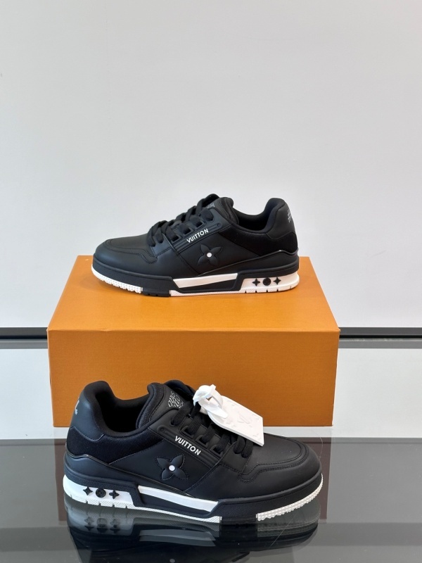 루이비통 Louis Vuitton 스니커즈