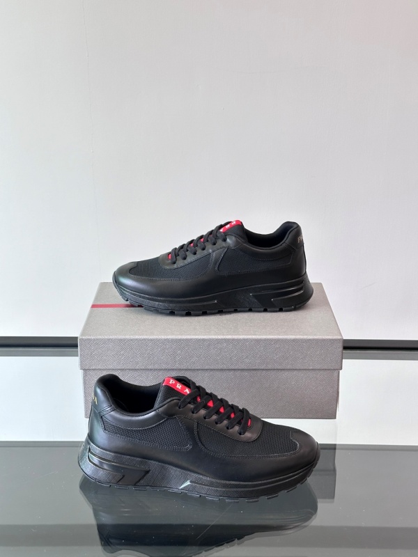 프라다 Prada 스니커즈