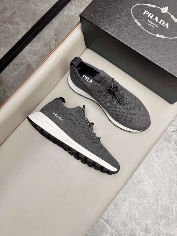 프라다 Prada 스니커즈