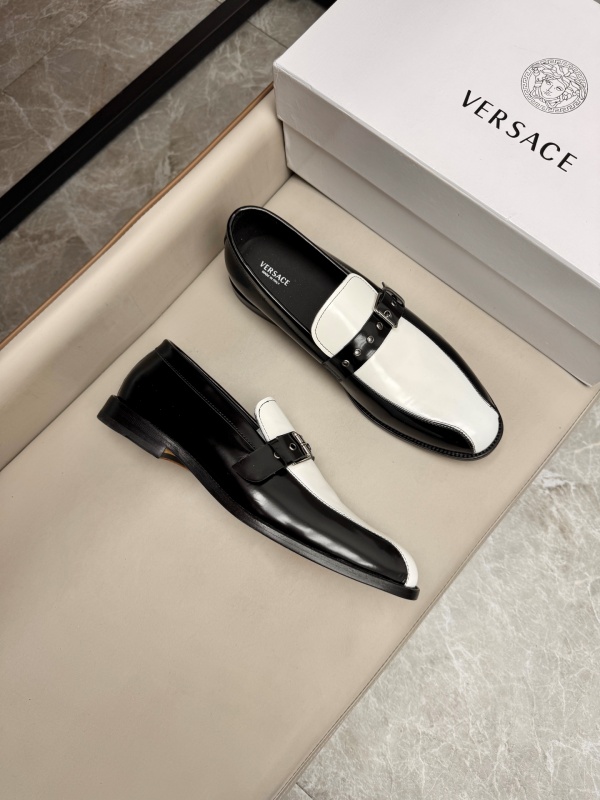 베르사체 Versace 모카신