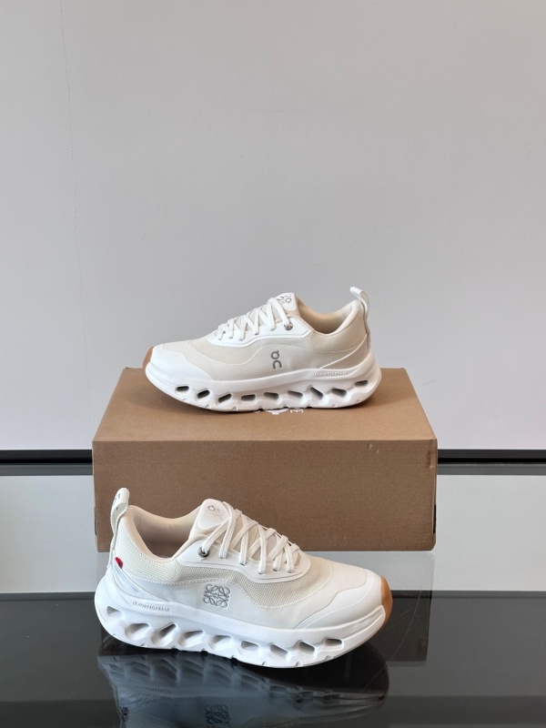 로에베 LOEWE 스니커즈