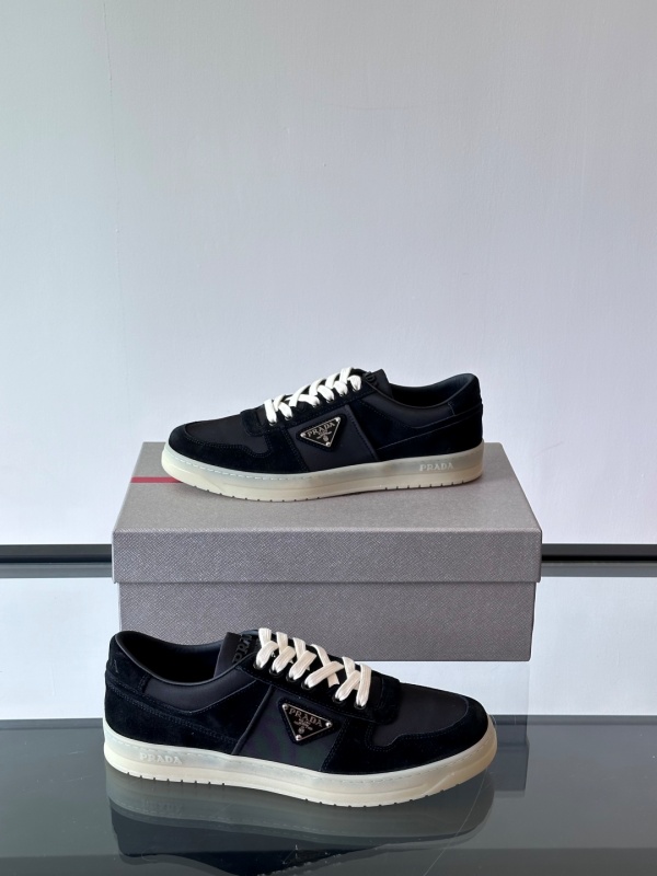 프라다 Prada 스니커즈