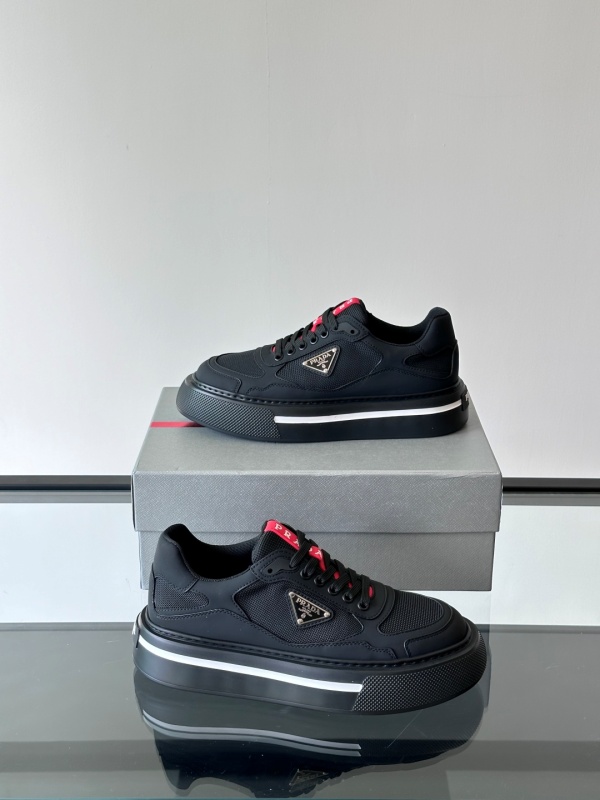 프라다 Prada 스니커즈