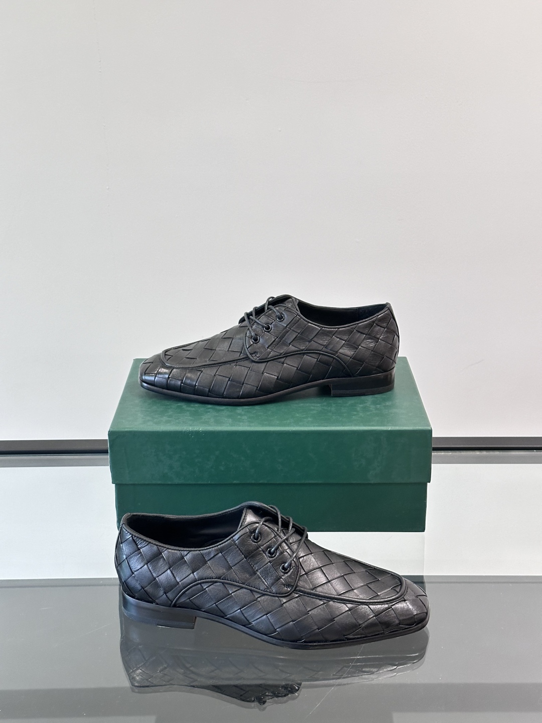 보테가 베네타 Bottega Veneta 스니커즈