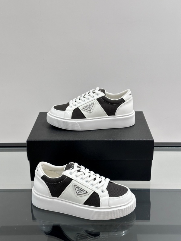 프라다 Prada 스니커즈