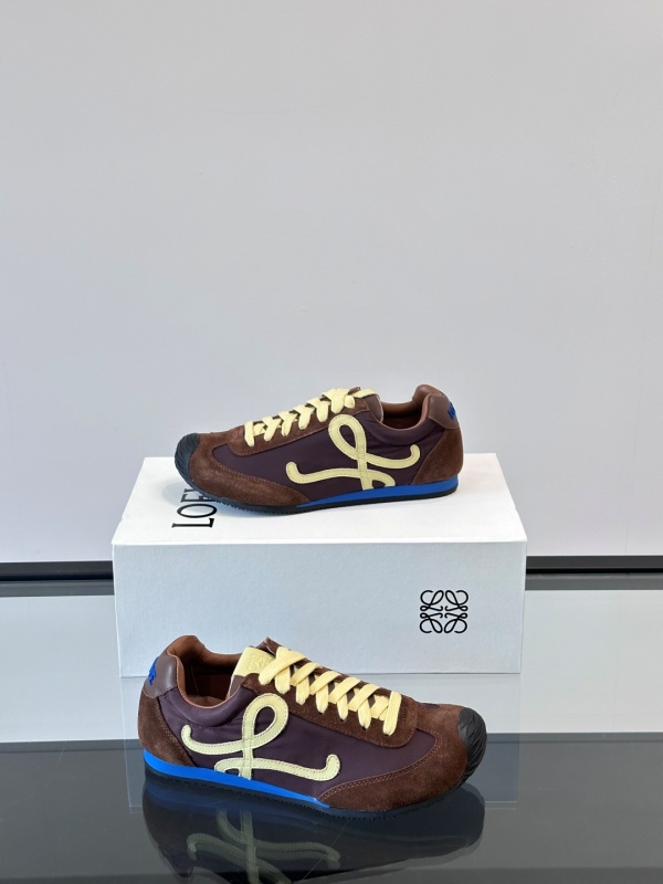 로에베 LOEWE 스니커즈