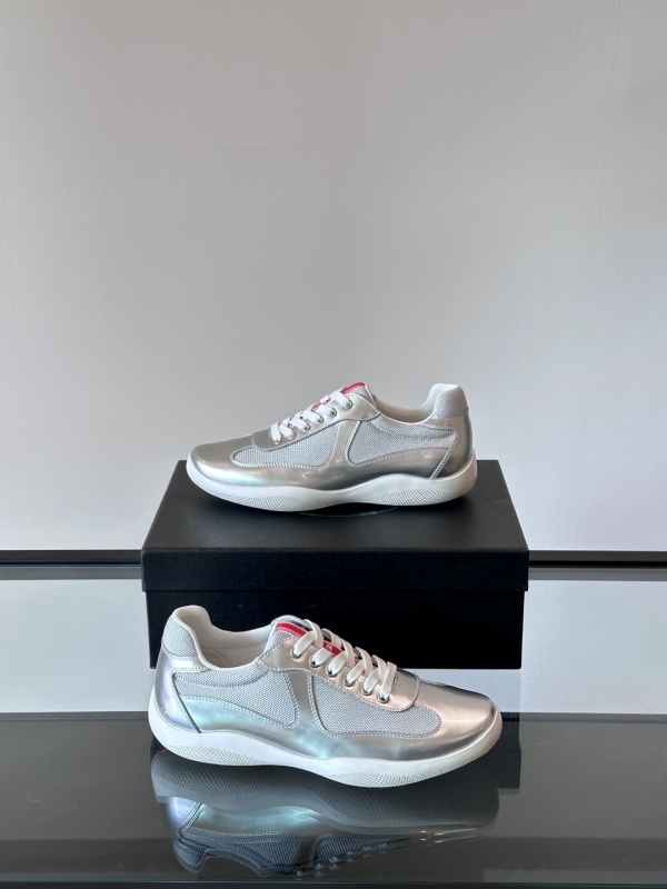 프라다 Prada 스니커즈