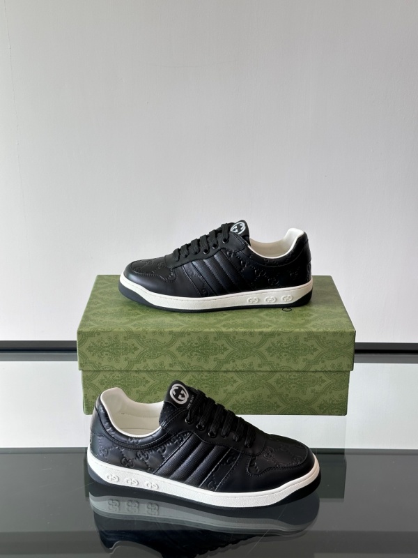 구찌 Gucci 스니커즈