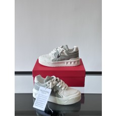 발렌티노 Valentino 스니커즈