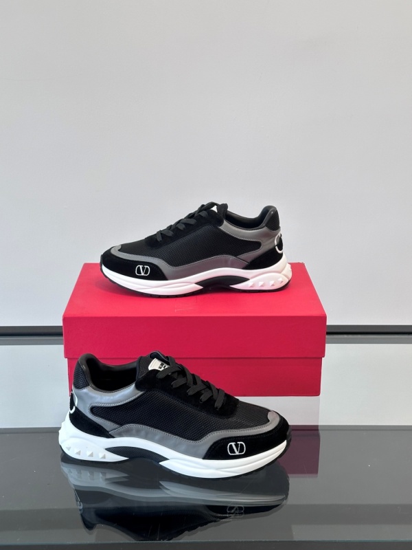 발렌티노 Valentino 스니커즈