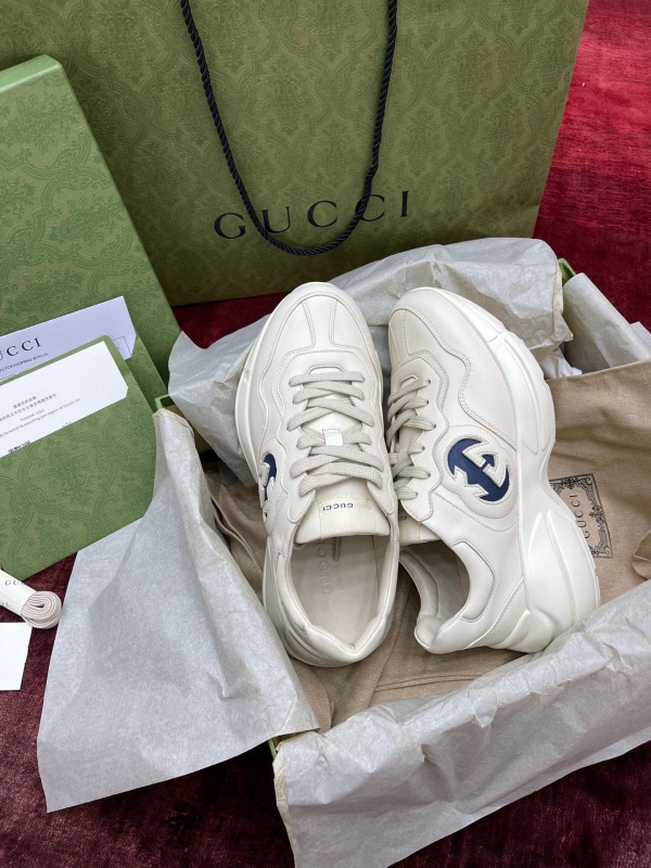 구찌 Gucci 스니커즈