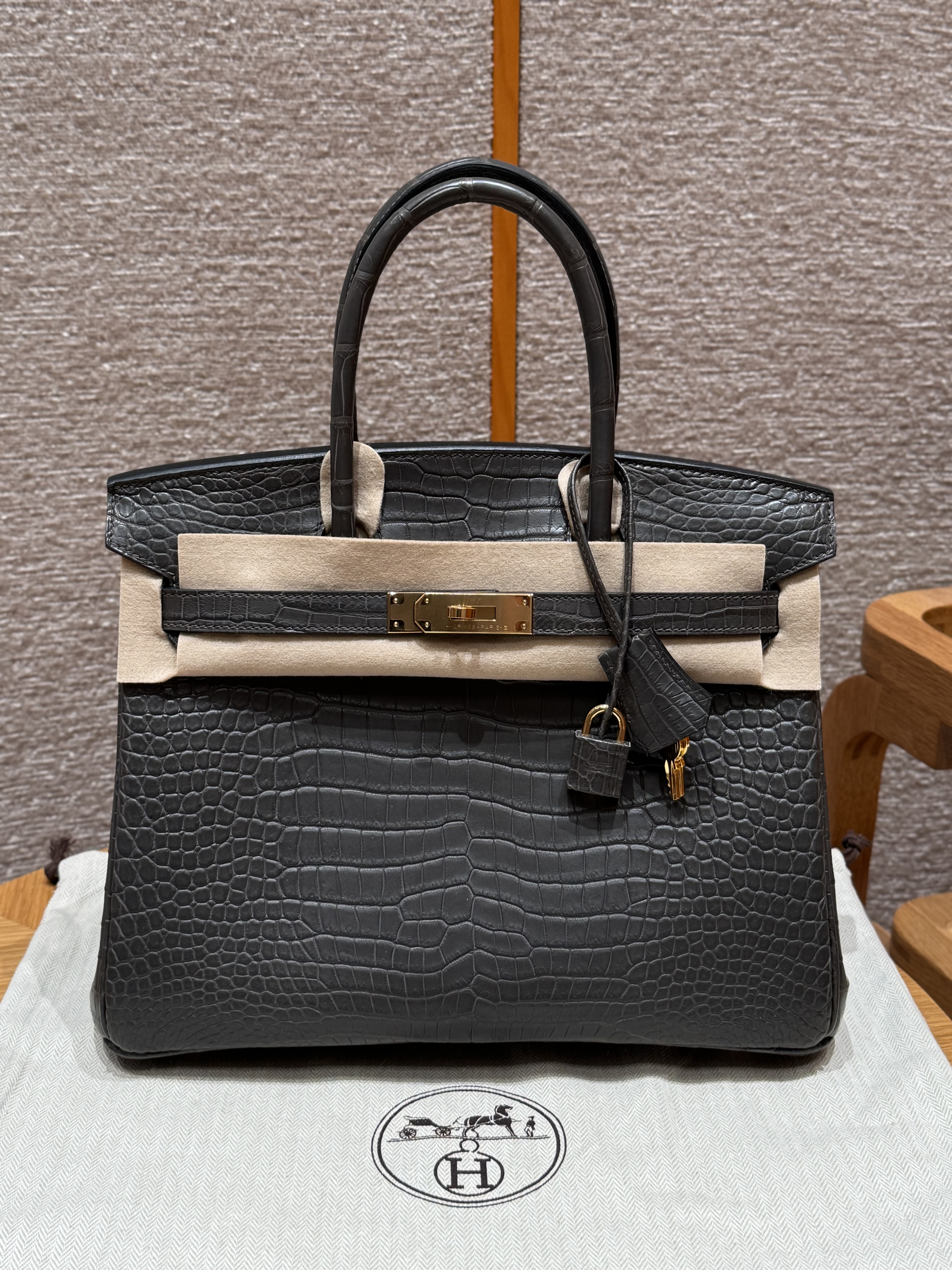 에르메스 Hermes Birkin 30cm Porosus Crocodile 88 Graphite/gold