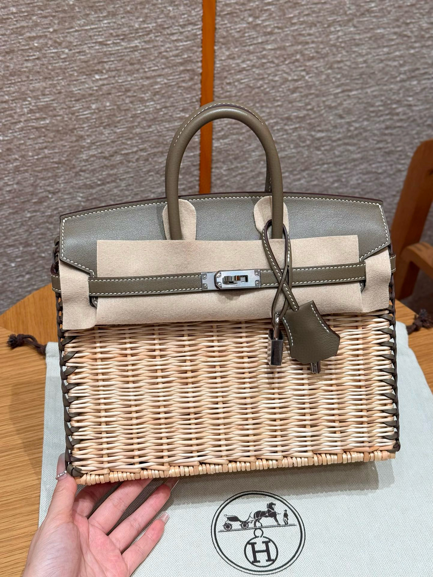 에르메스 Hermes Birkin Picnic 25cm Swift 18 Etoupe/silver