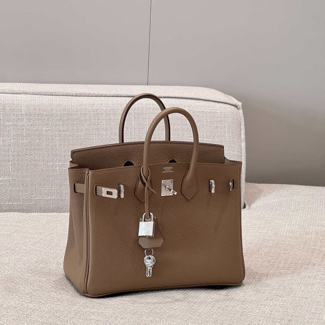 에르메스 Hermes Brikin 25cm Togo D0 Beige de weimar/silver