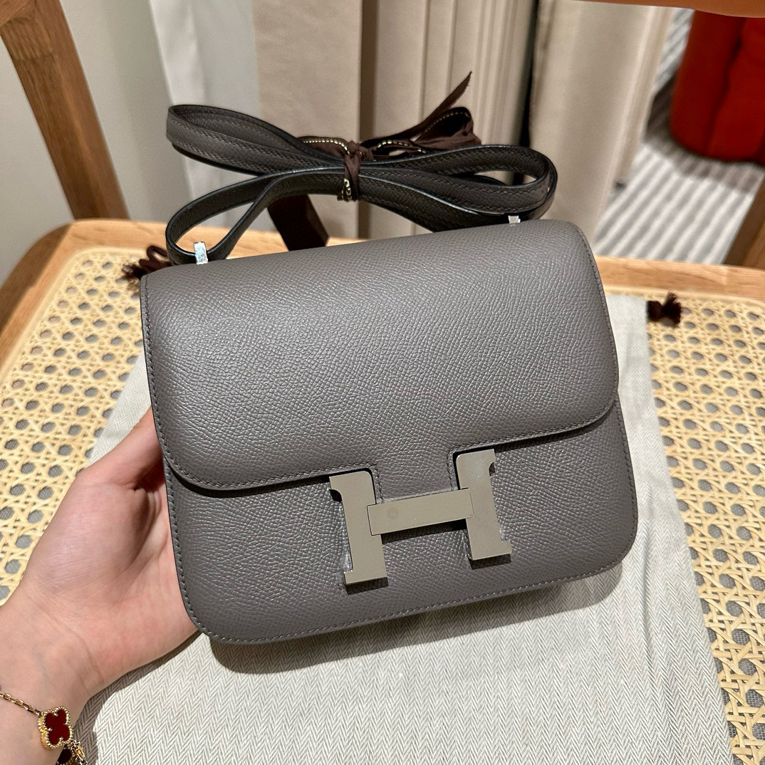 에르메스 Hermes Constance 19cm Epsom 8F Etain/silver