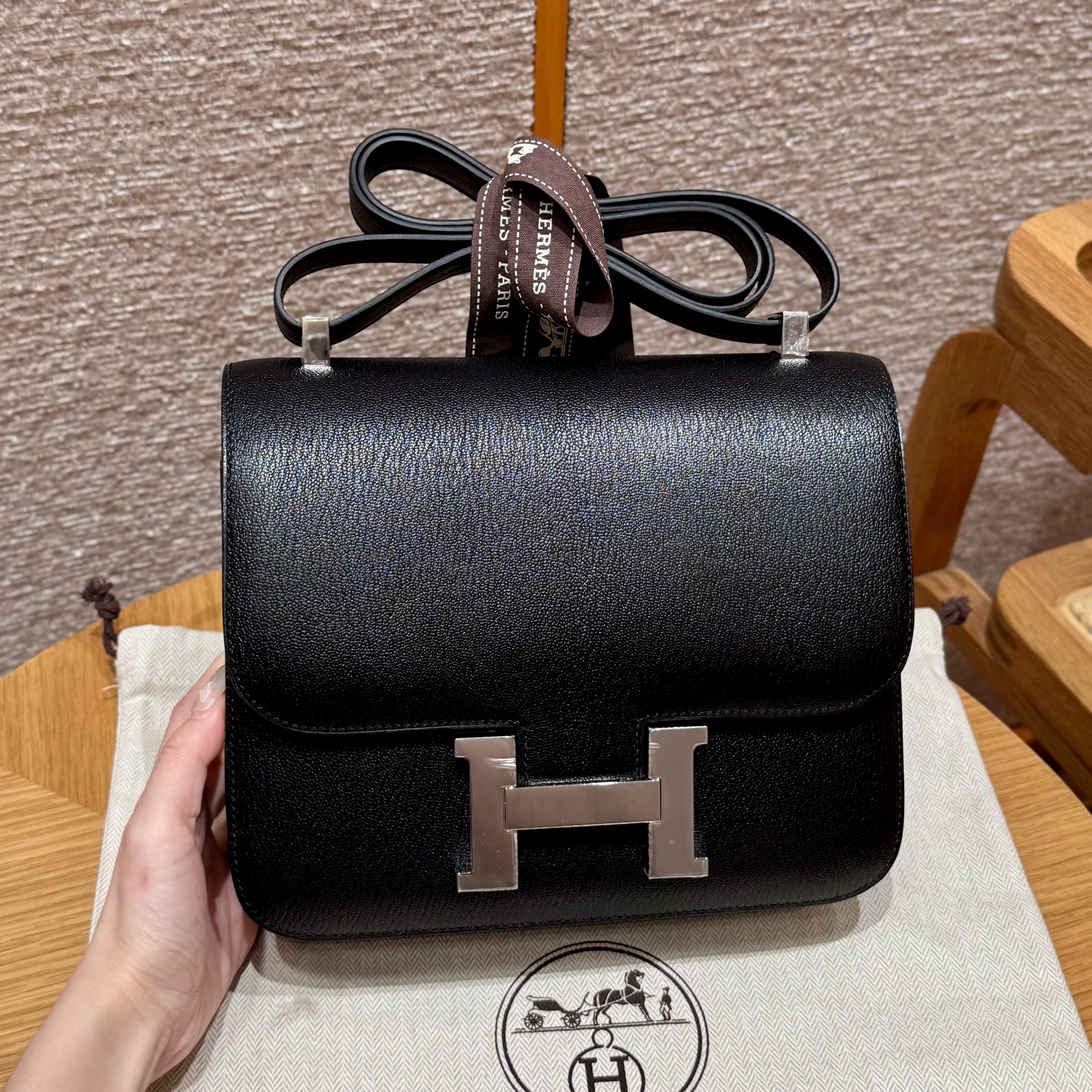 에르메스 Hermes Constance 24cm chèvre 89 noir/silver