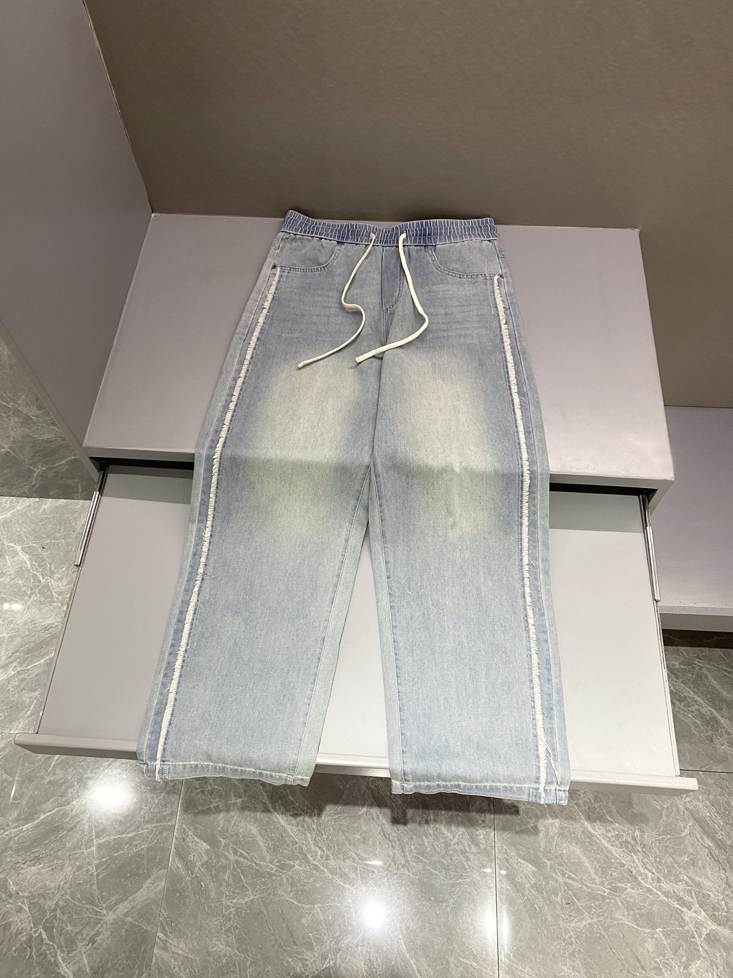 보테가베네타 Bottega Veneta 청바지