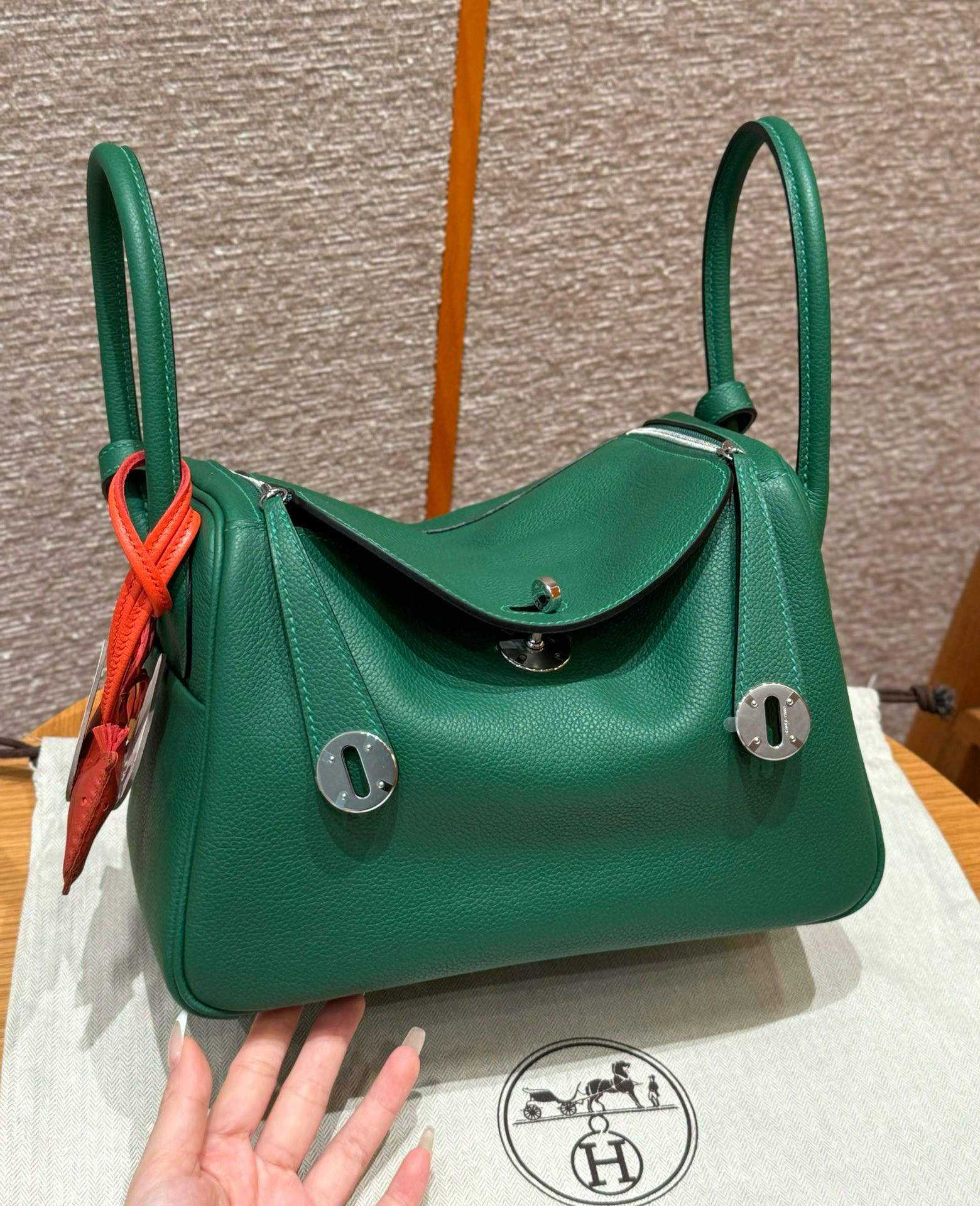 에르메스 Hermes Lindy 26cm evercolor U4 Vert vertigo/silver