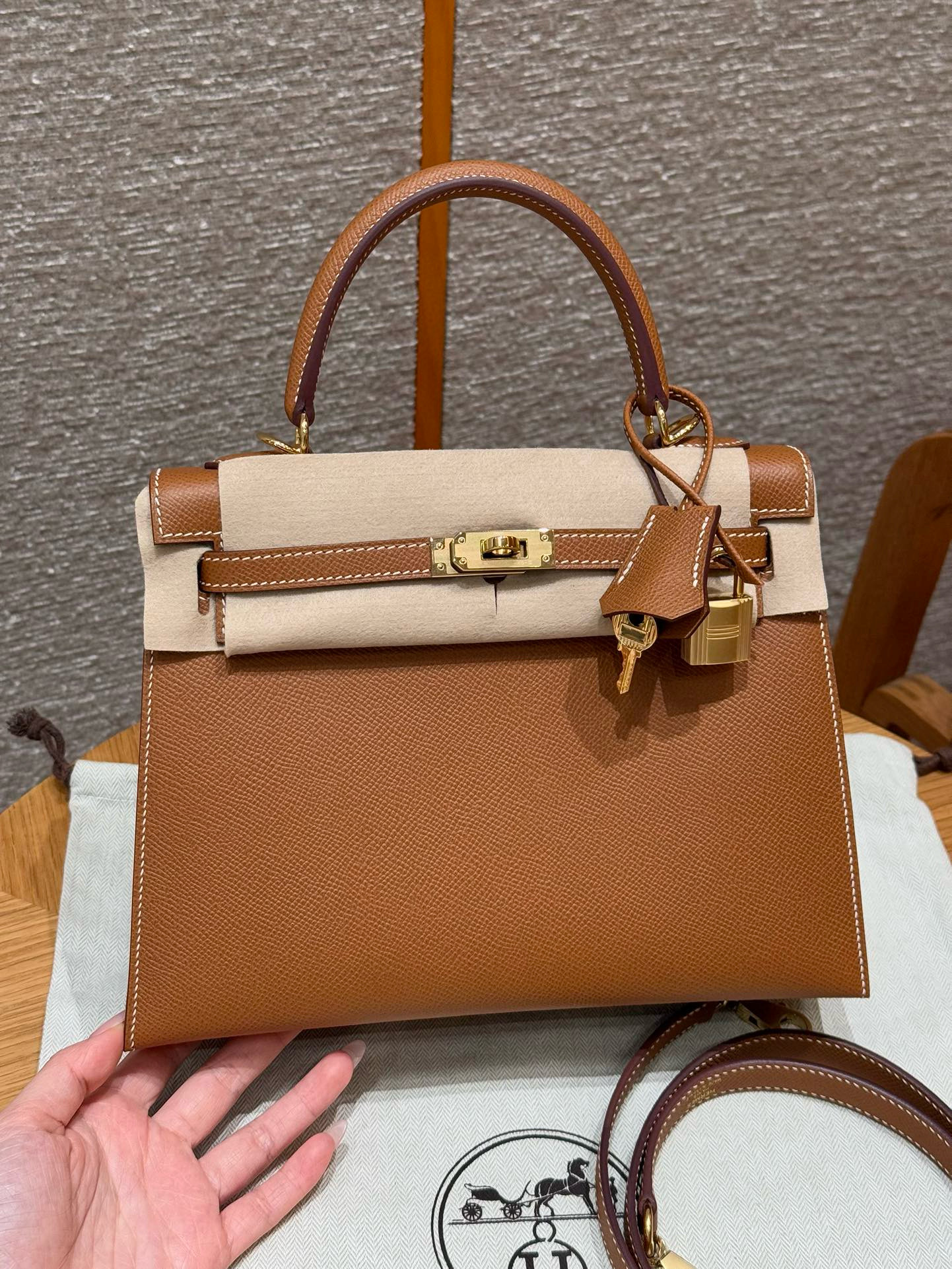 에르메스 Hermes Kelly 25cm Epsom 37 Gold/gold