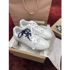 미우 미우 Miu Miu 스니커즈