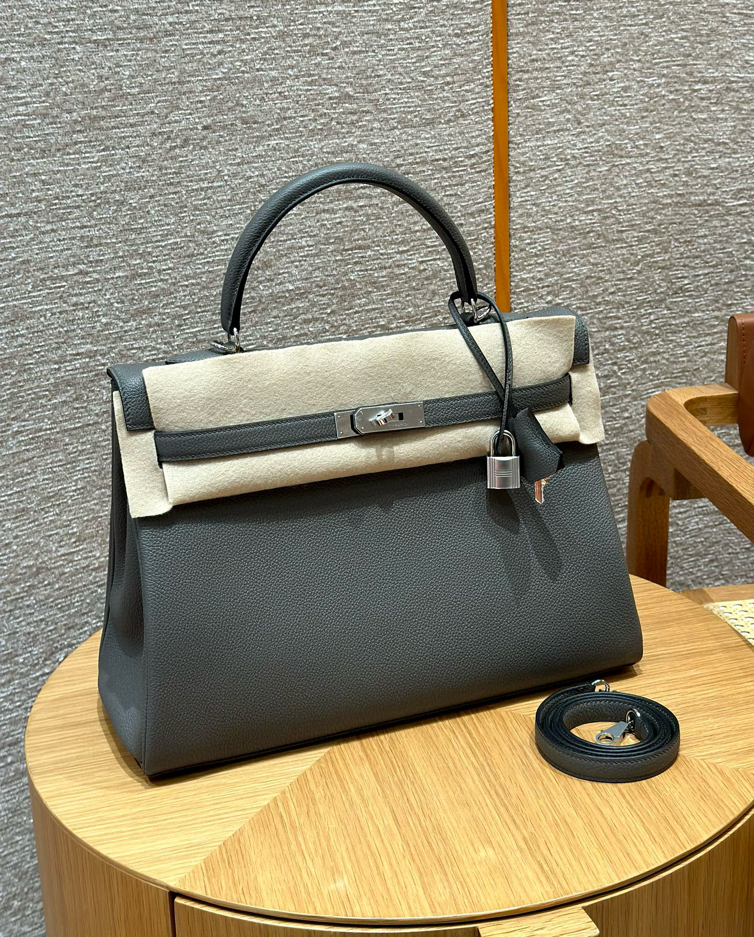 에르메스 Hermes Kelly 35cm Evercolor 8F Etain/silver