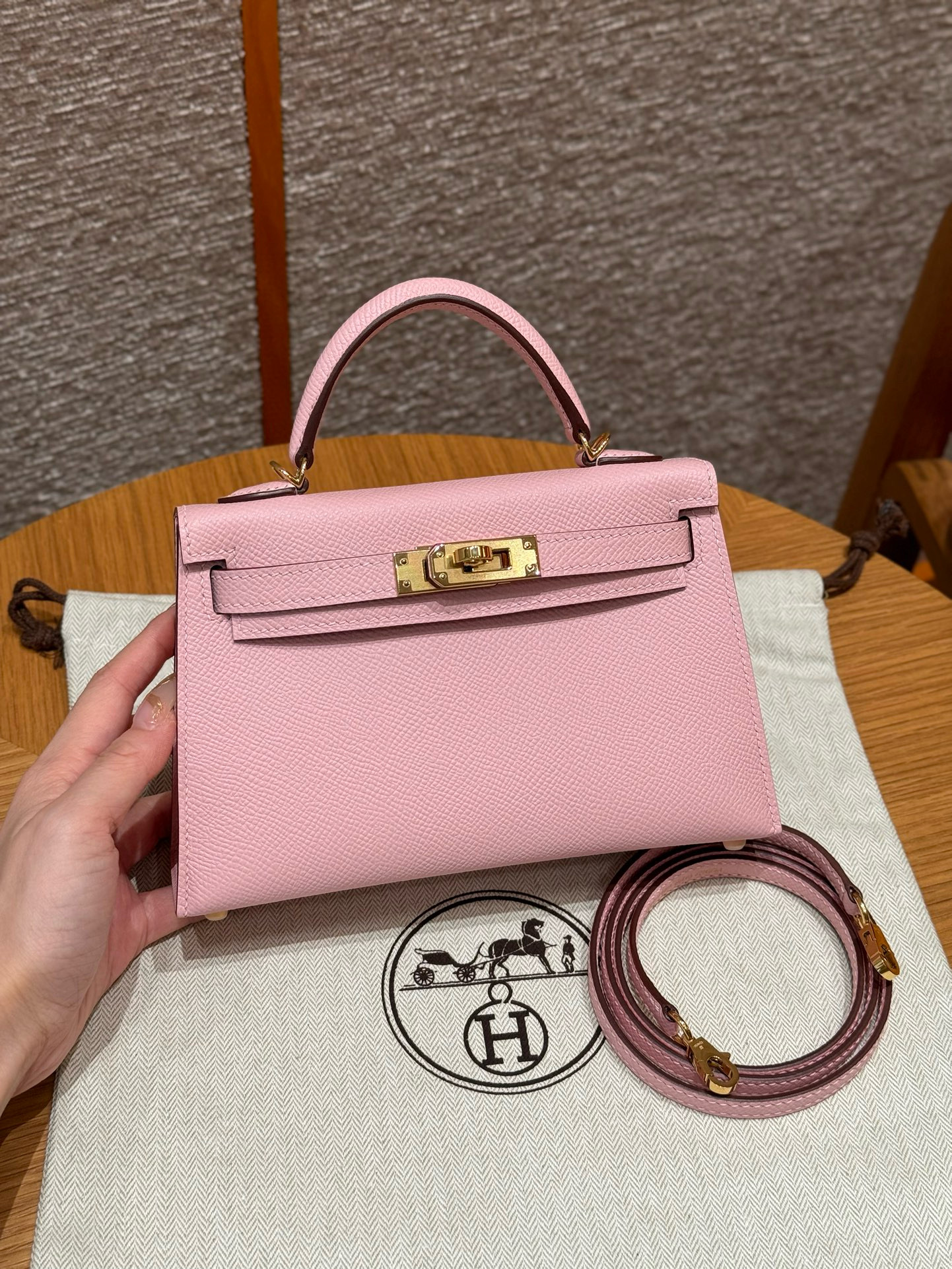 에르메스 Hermes Mini Kelly 19cm Epsom 3Q Rose Sakura/gold