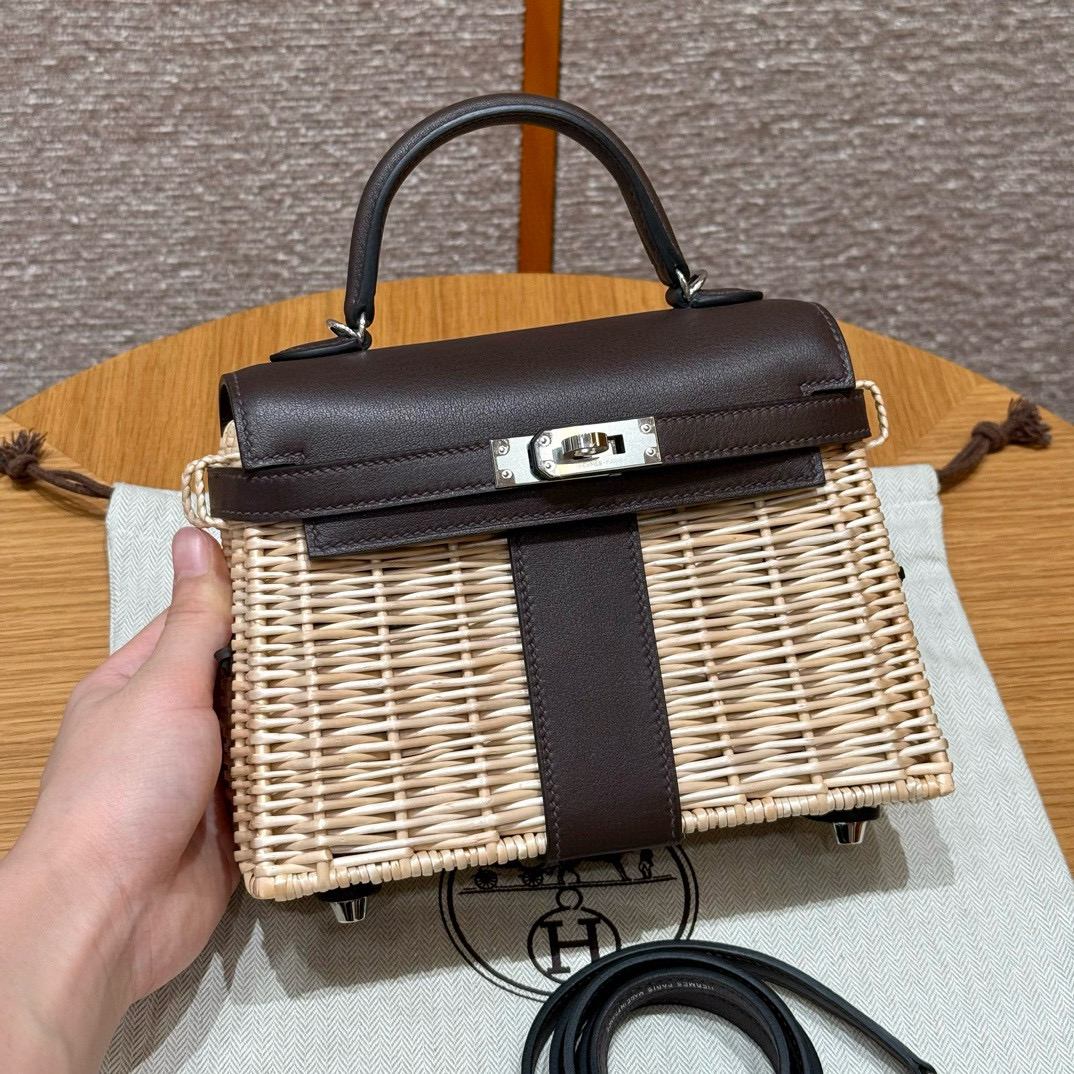 에르메스 Hermes Kelly Picnic 20cm Swift 46 Ebene/silver