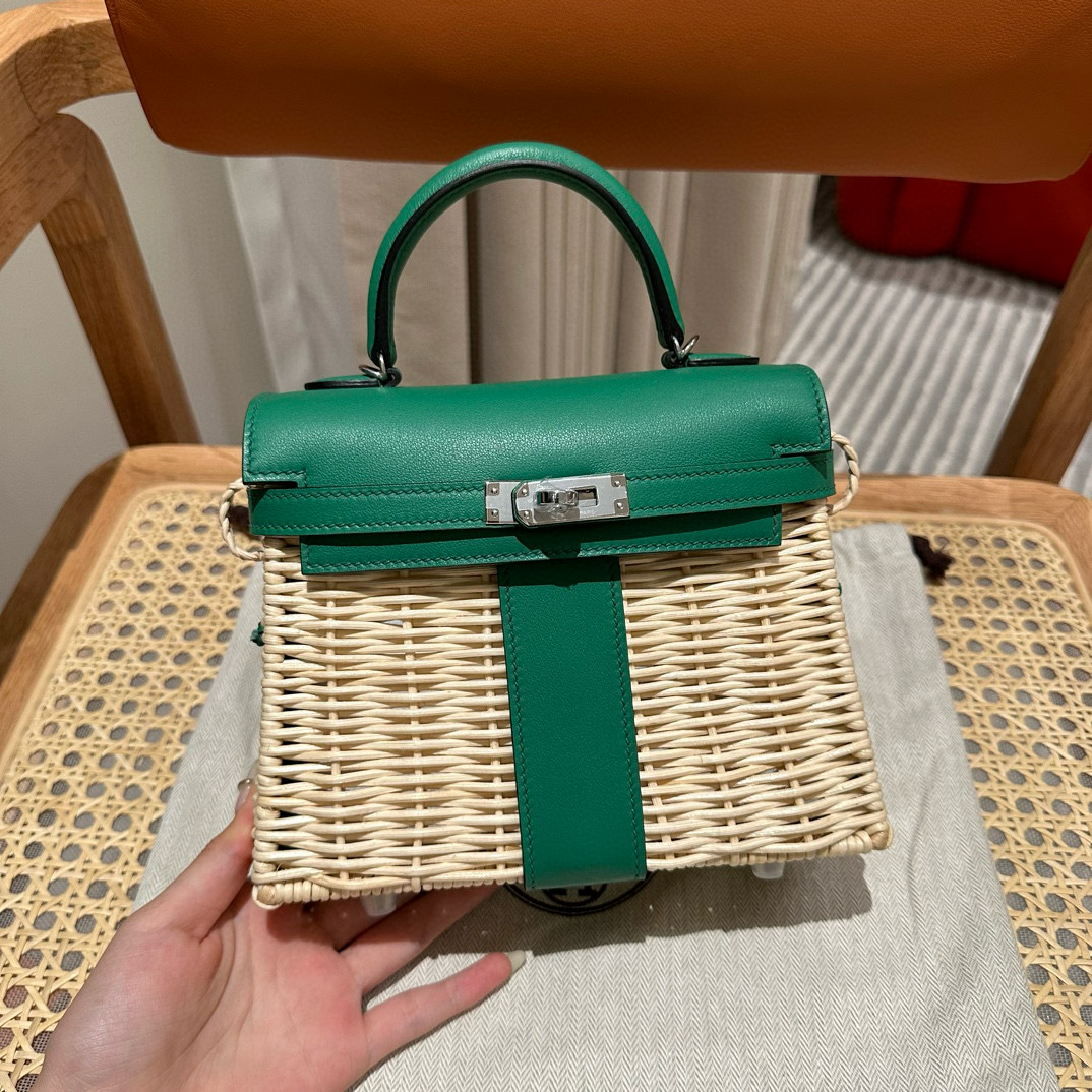 에르메스 Hermes Kelly Picnic 20cm Swift U4 Vert vertigo/silver