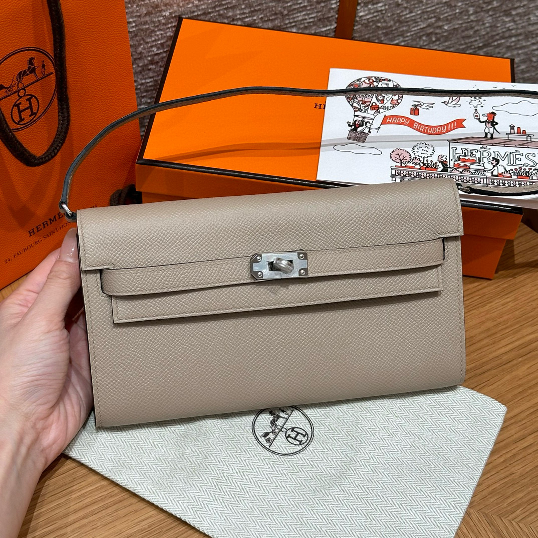 에르메스 Hermes  Kelly to go 19cm Epsom S2 Trench/silver