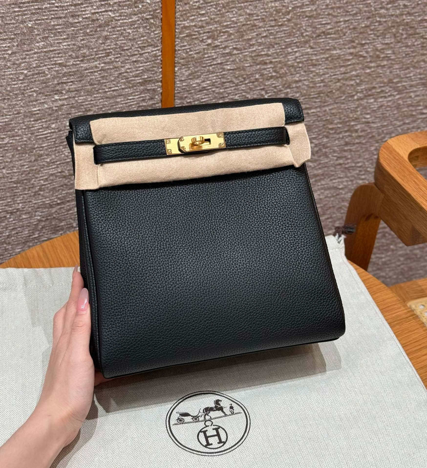 에르메스 Hermes Kelly Ado 21cm Togo 89 Noir/gold