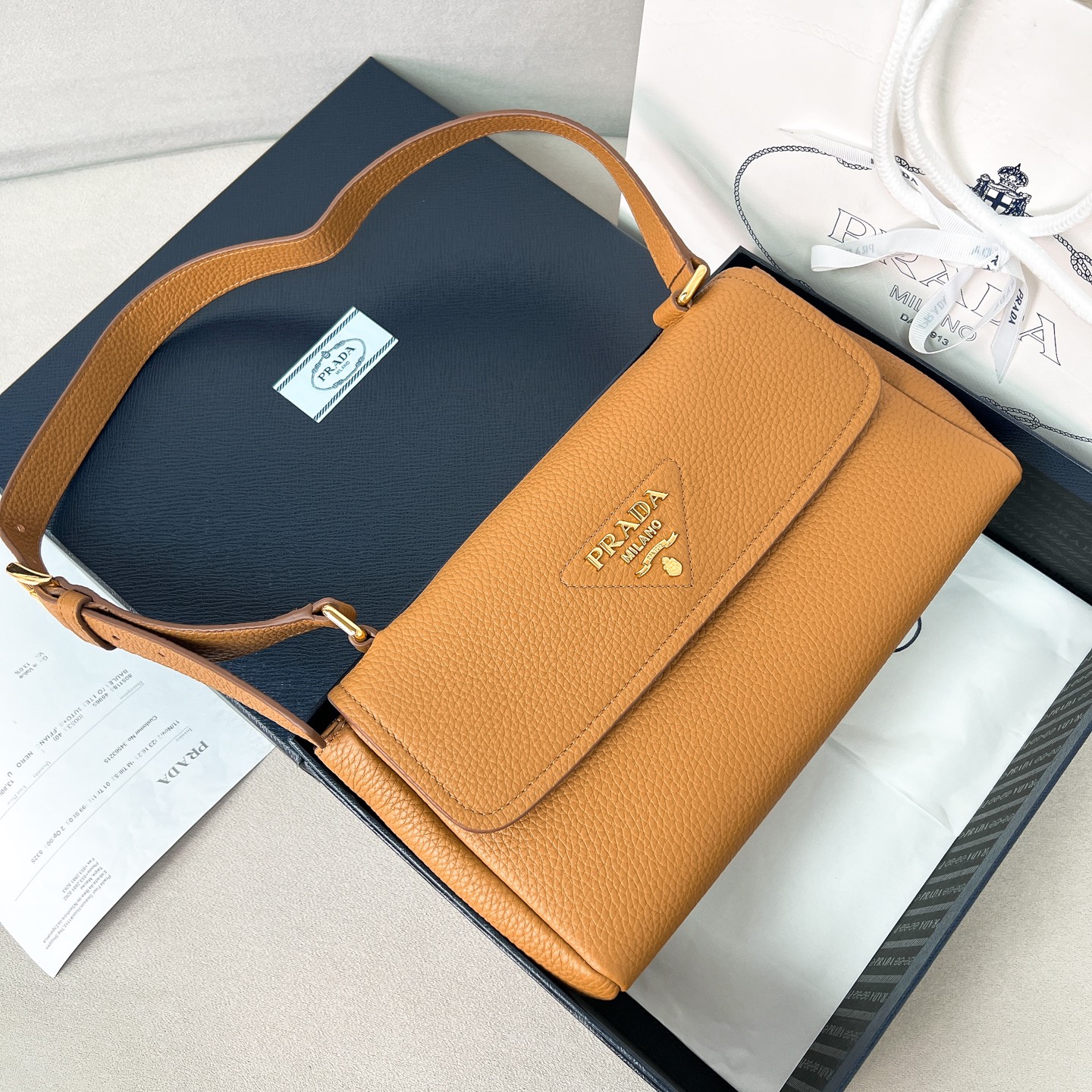 프라다 Prada 1BN022 숄더백 26CM