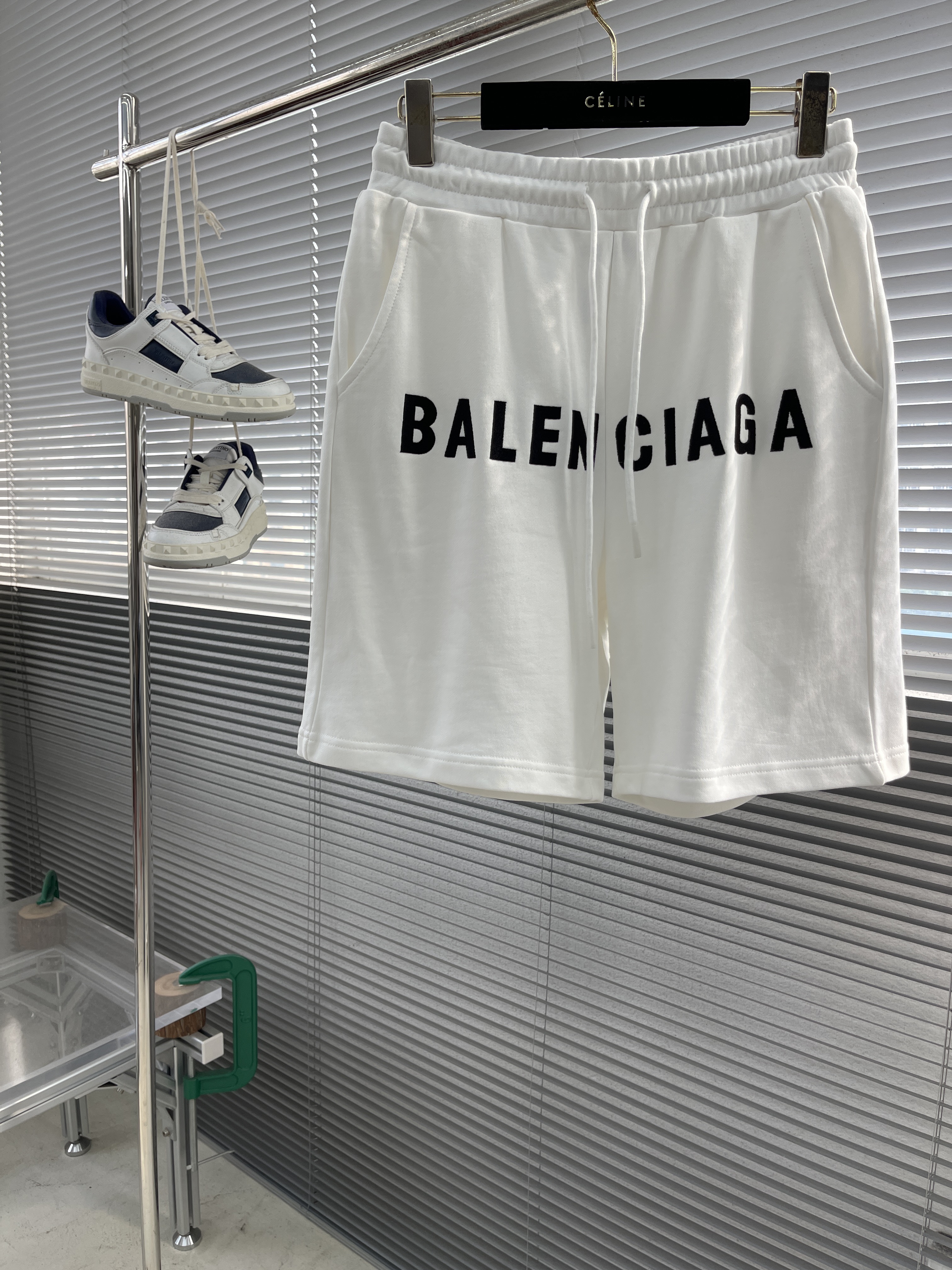 발렌시아가 Balenciaga 반바지