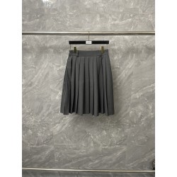 톰브라운 Thom Browne 치마