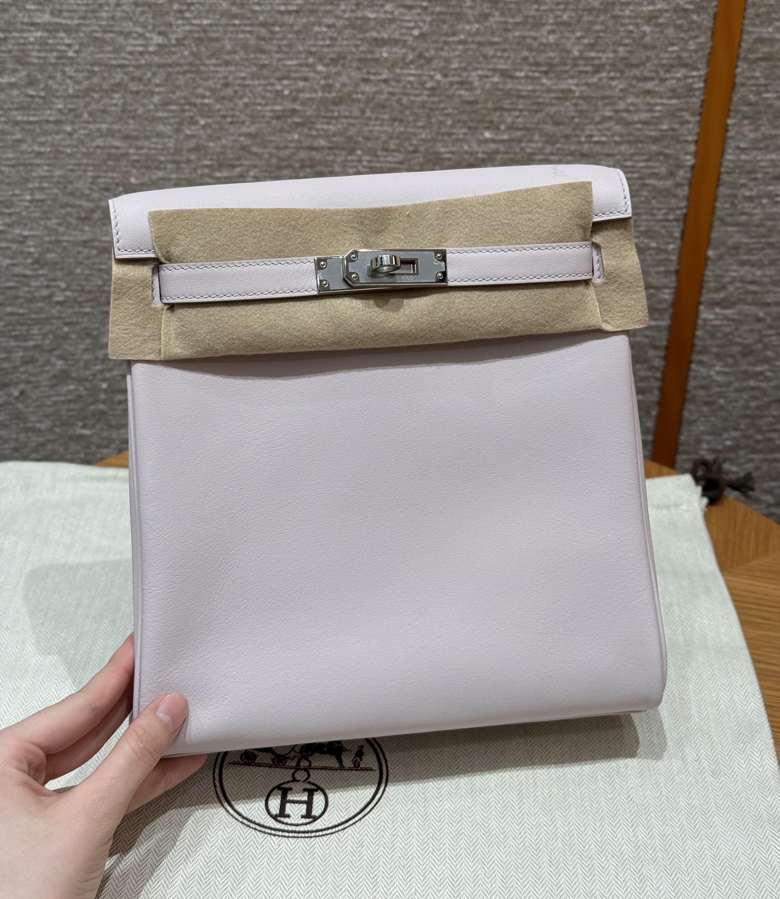 에르메스 Hermes Kelly Ado 21cm Swift 09 Mauve pale/silver