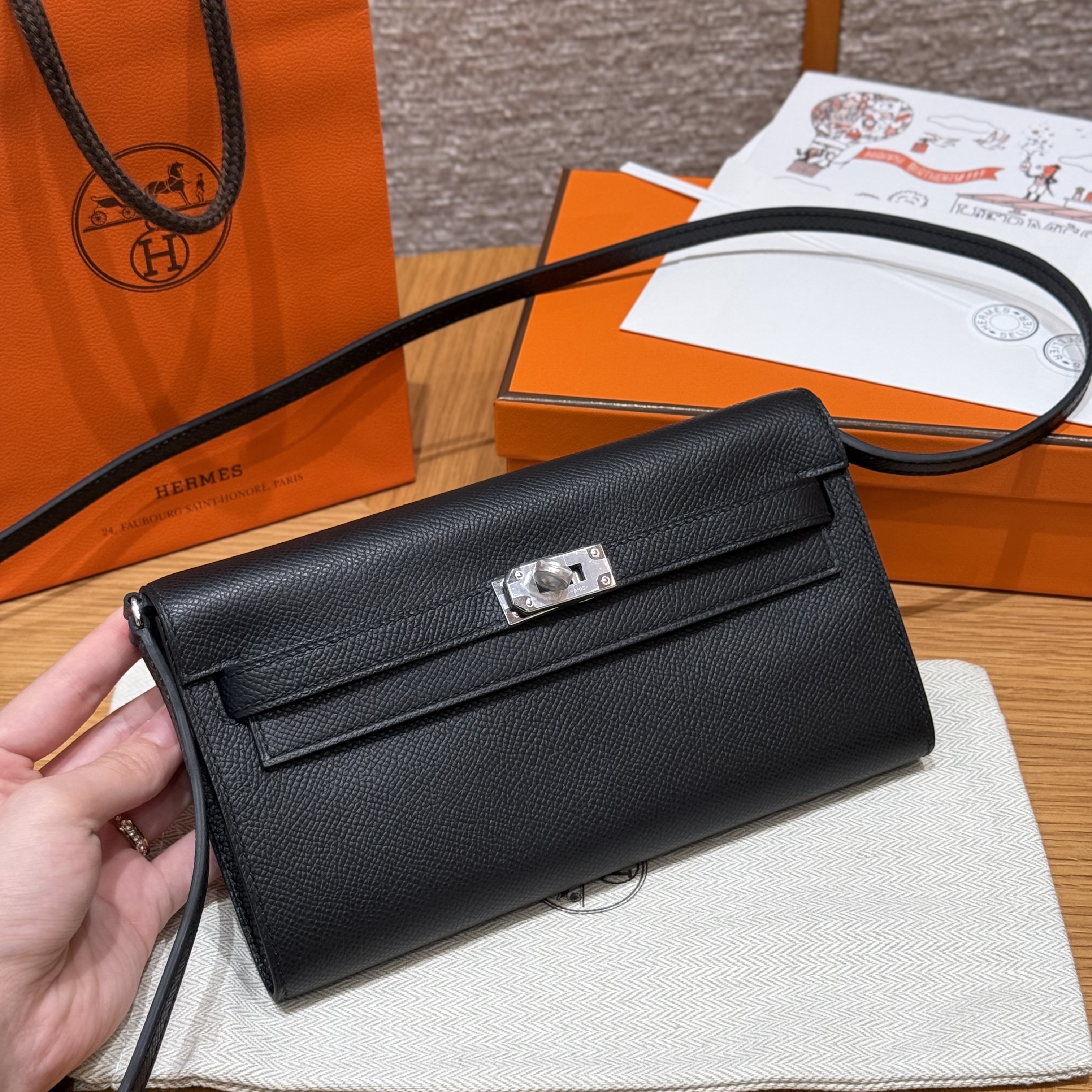 에르메스 Hermes Kelly to go 19cm Epsom 89 Noir/silver