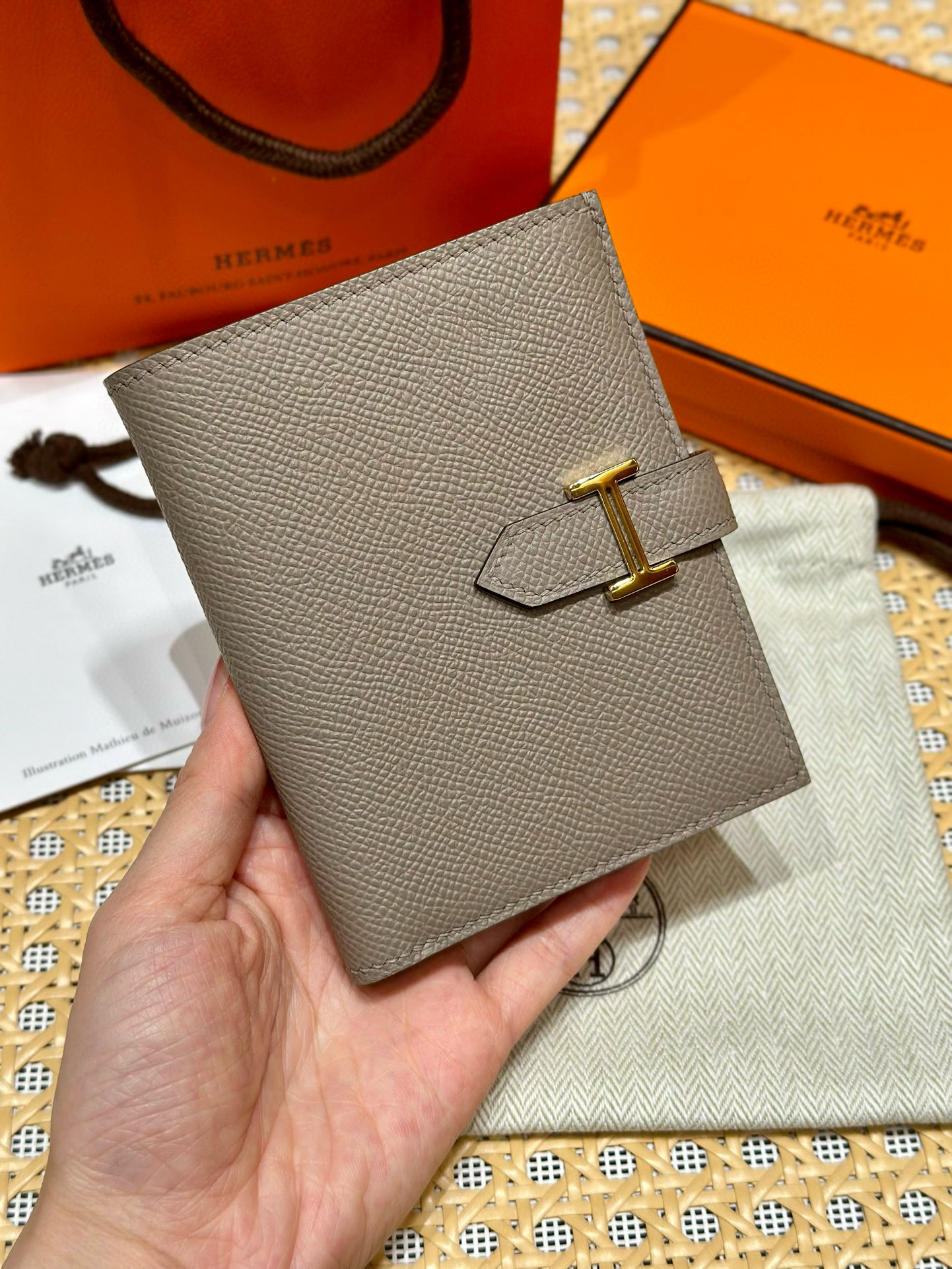 에르메스 Hermes Bearn Compact wallet 12cm Epsom M8 Gris Asphalte/gold