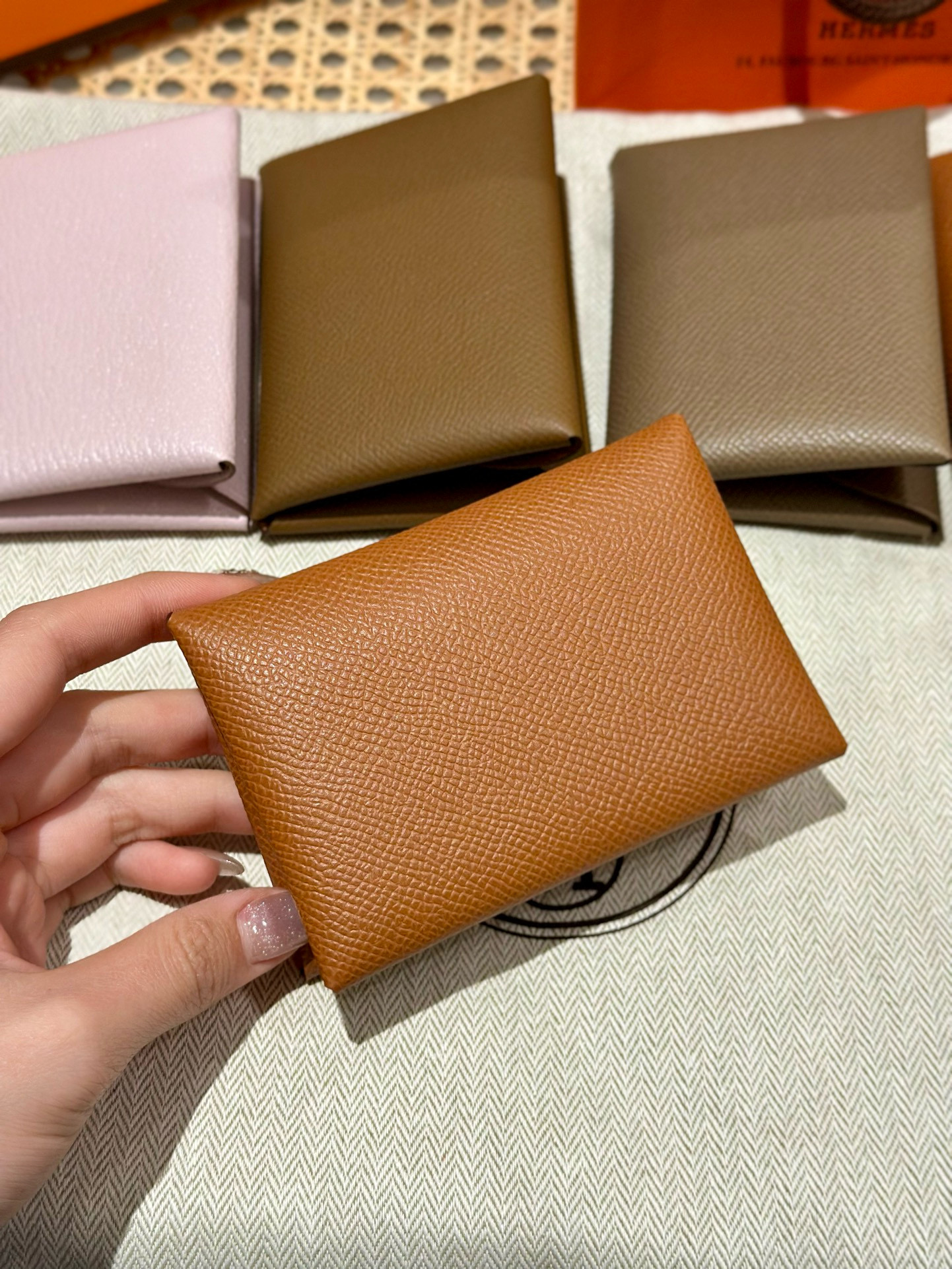 에르메스 Hermes Calvin duo Card Holder 10.5cm Epsom 37 Gold/silver