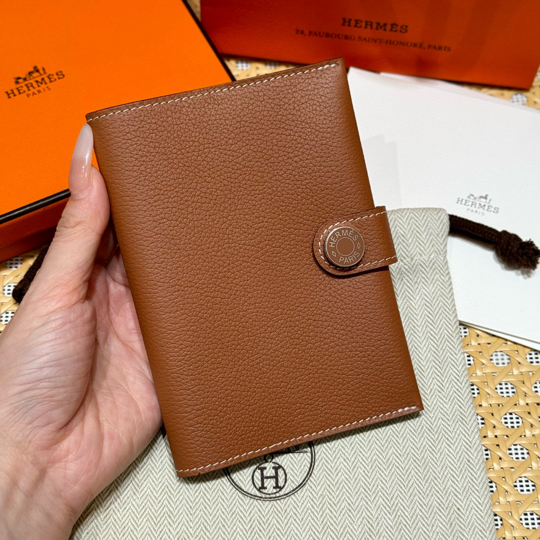 에르메스 Hermes R.M.S Passport case 상품리스트 13.5cm Evercolor 37 Gold/silver