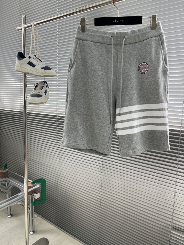 톰브라운 Thom Browne 반바지