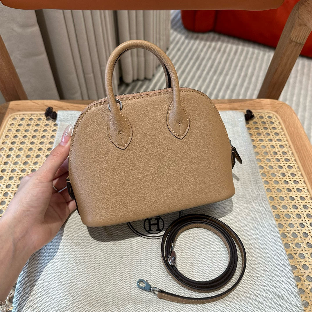 에르메스 Hermes Mini Bolide 18cm Evercolor OM Chai/silver