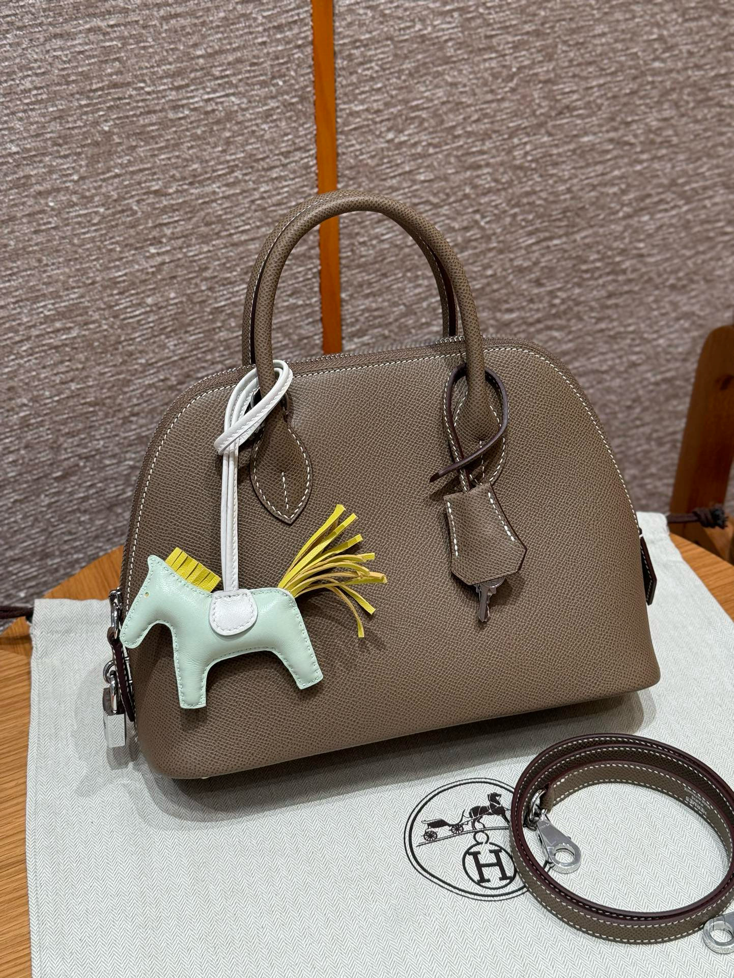 에르메스 Hermes Bolide 25cm Epsom 18 Etoupe/silver