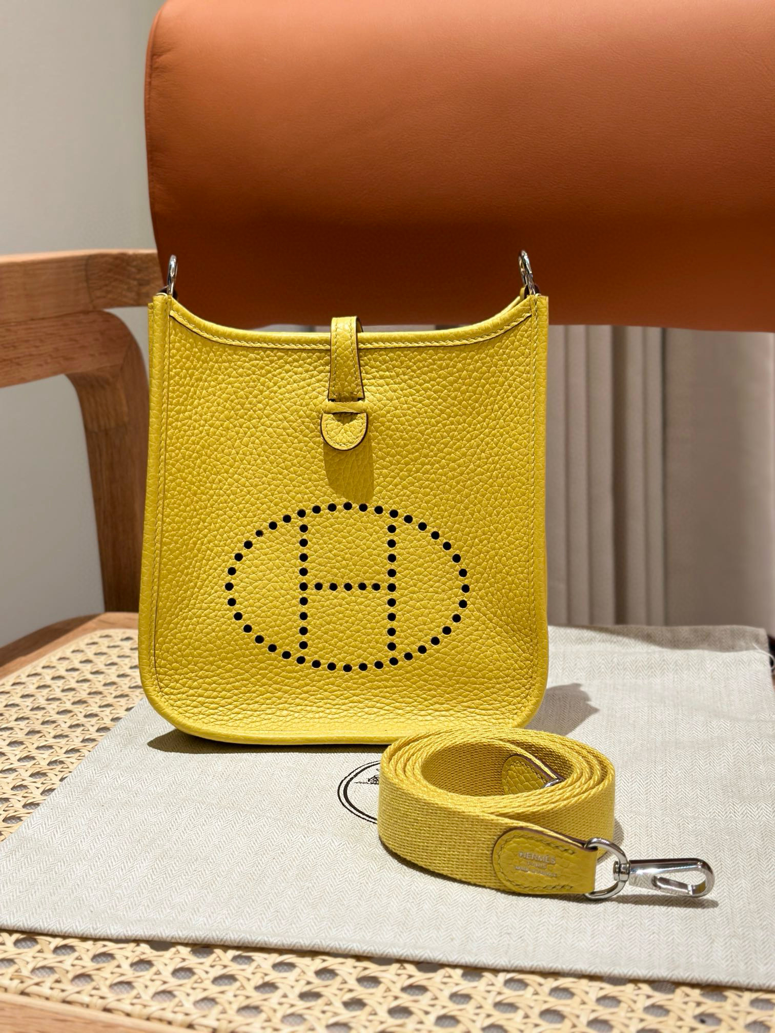 에르메스 Hermes Mini Evelyne 16cm clemence 9O Jaune de naples/silver