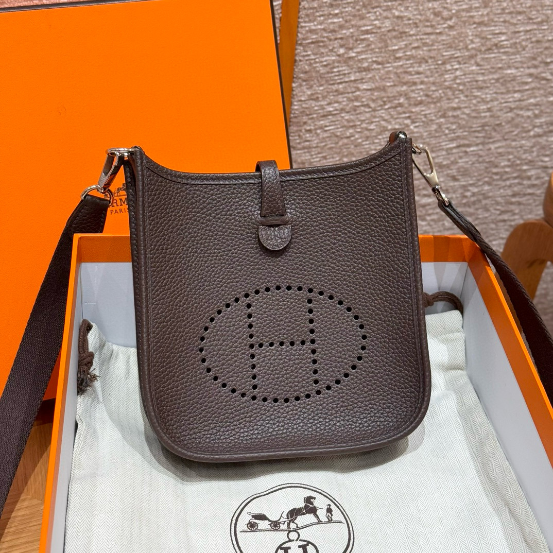 에르메스 Hermes Mini Evelyne 16cm clemence 47 Chocolate/silver