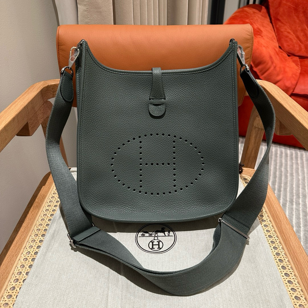 에르메스 Hermes Evelyne 29cm clemence 63 Vert Amanda/silver
